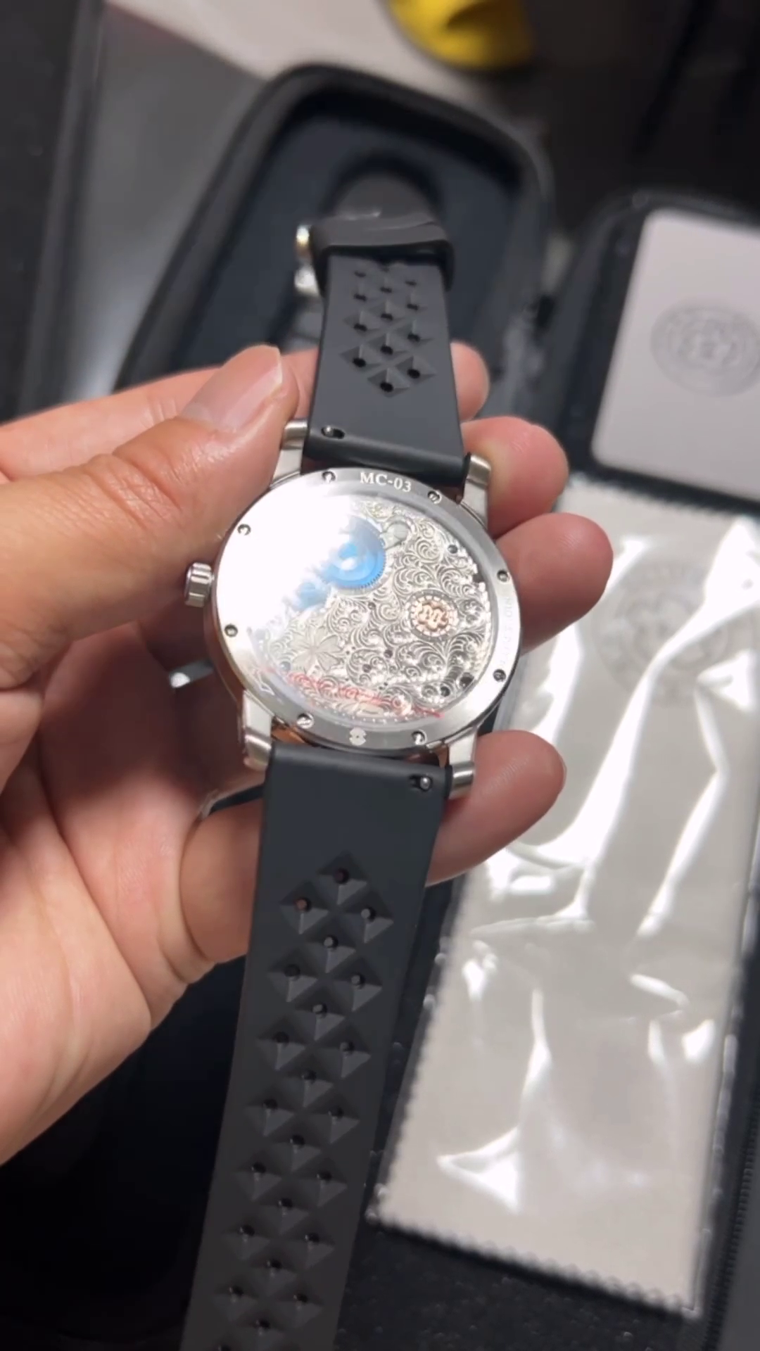 [Pre-owned] Mark Chen 03 · engraved back