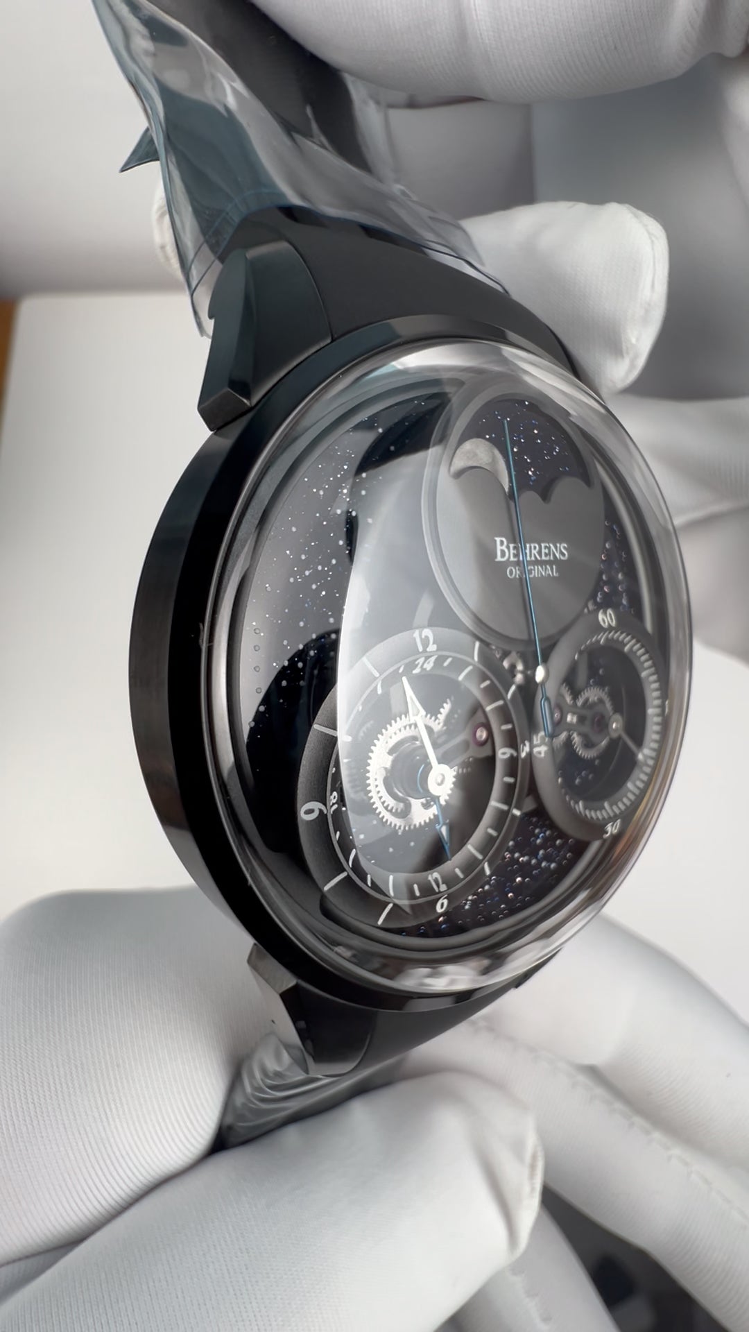 Consteller · Blue goldstone dial; Rubber strap