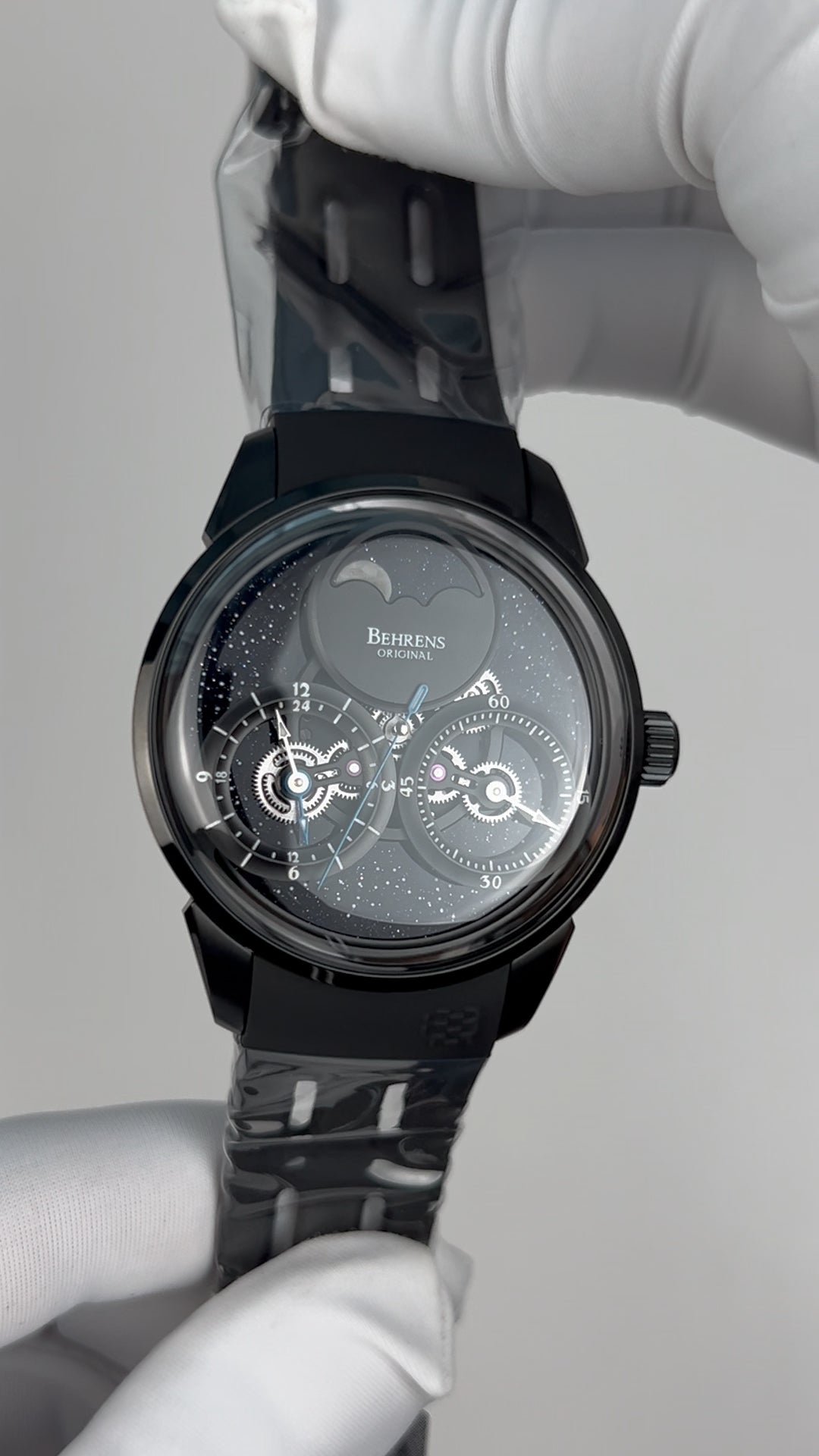 Consteller · Blue goldstone dial; Rubber strap