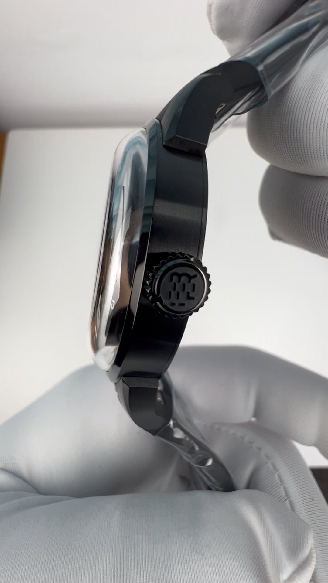 Consteller · Blue goldstone dial; Rubber strap