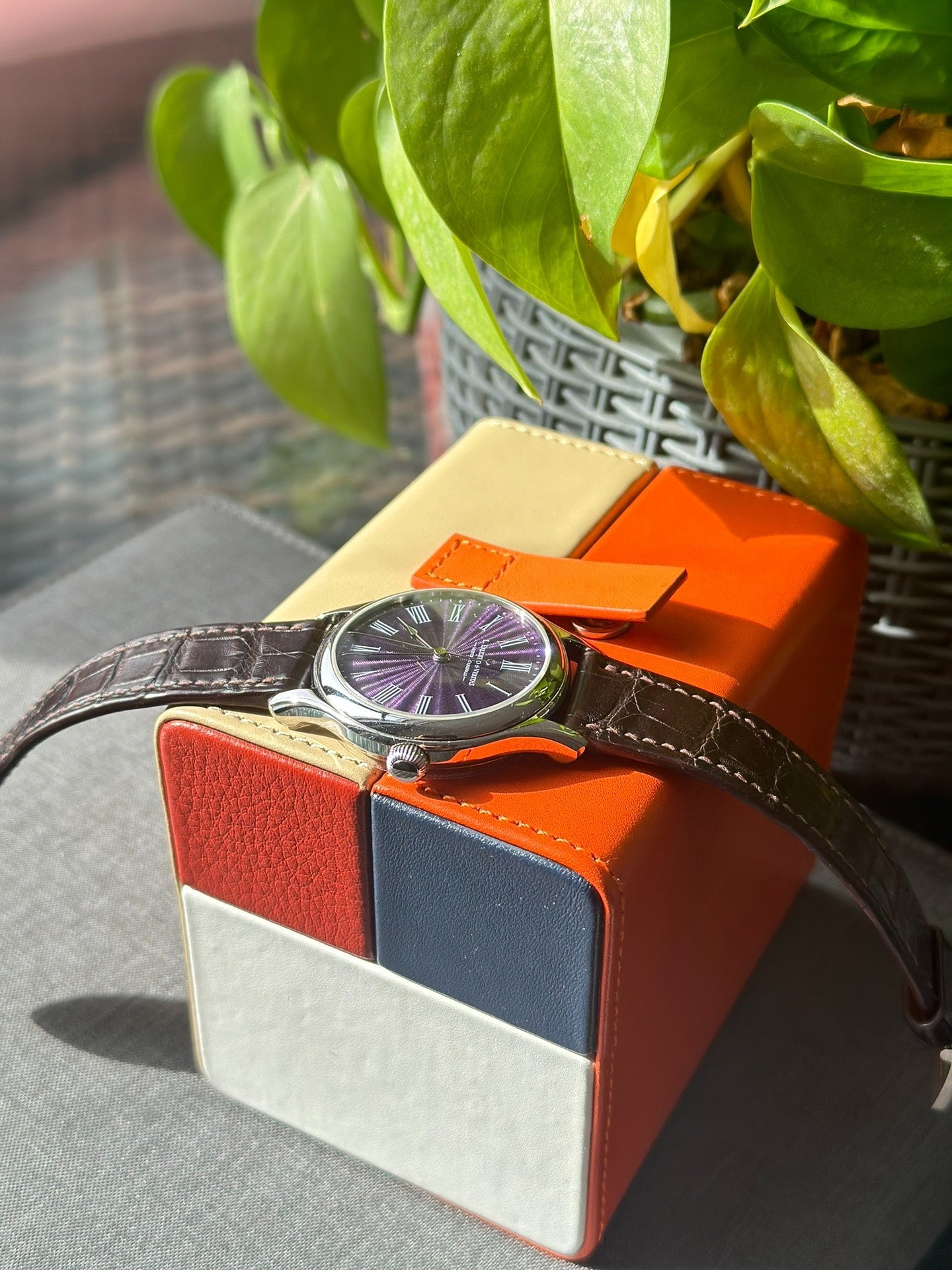 [Pre-owned] 2124/11A · Grand Feu Enamel