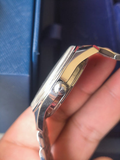 [Pre-owned] Dongfeng · Serve the People