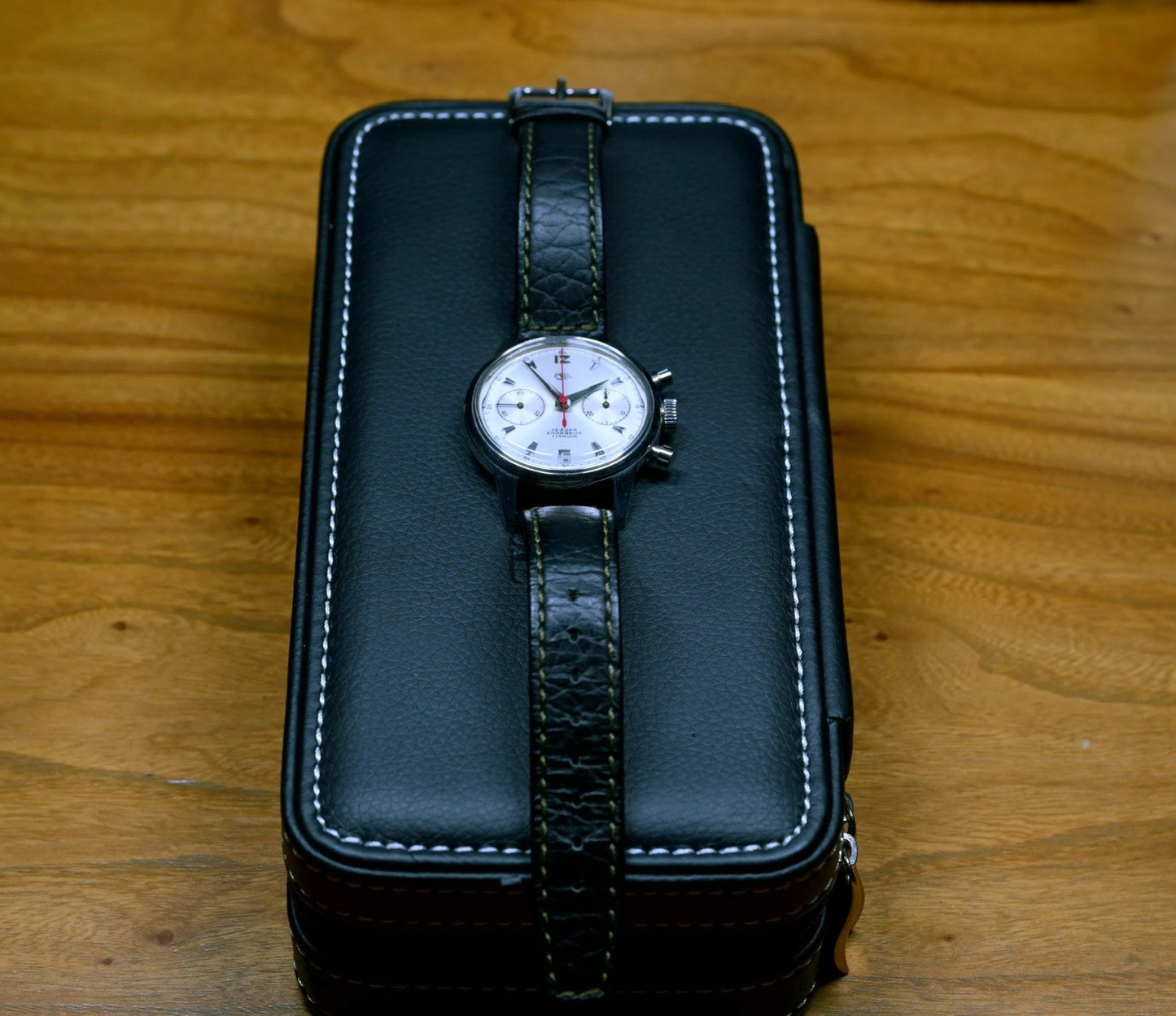 [Pre-owned] D304 · 2010