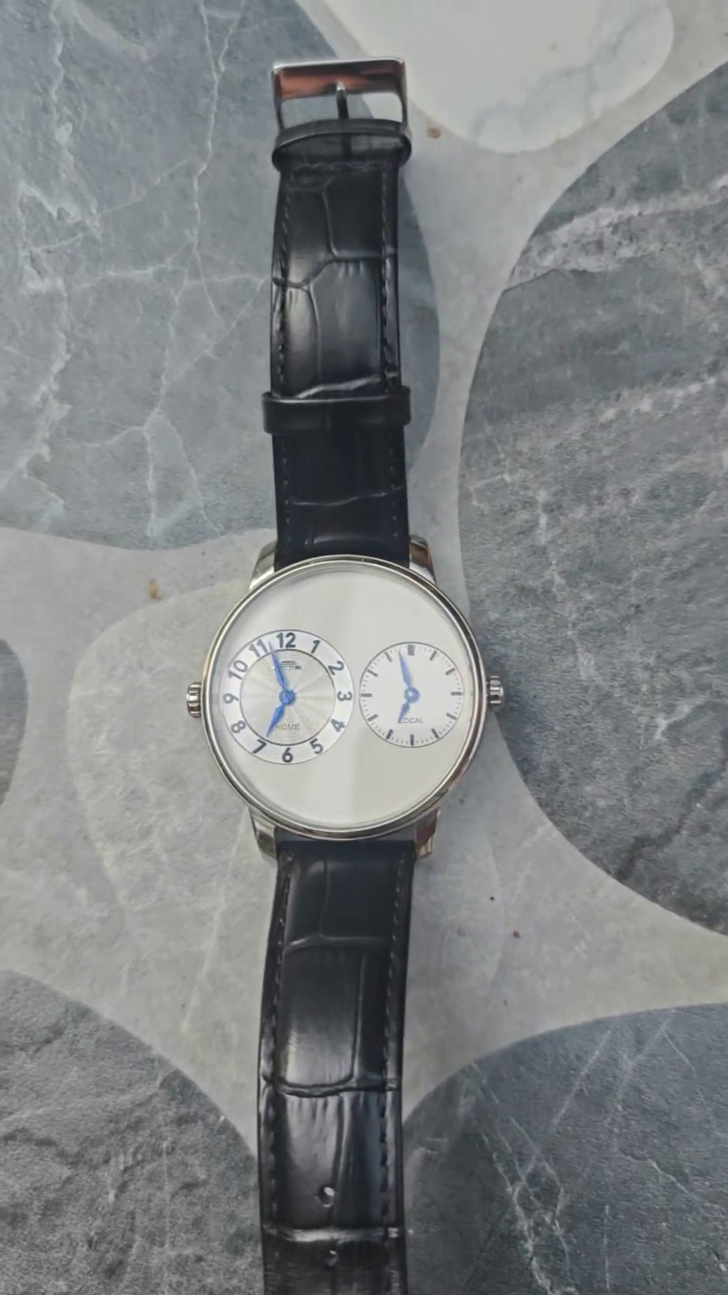 [Pre-owned] Dual Time