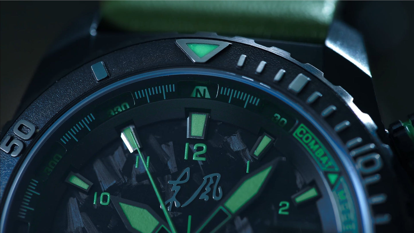 Assult · carbon fiber dial