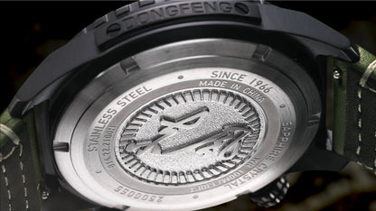 Assult · carbon fiber dial