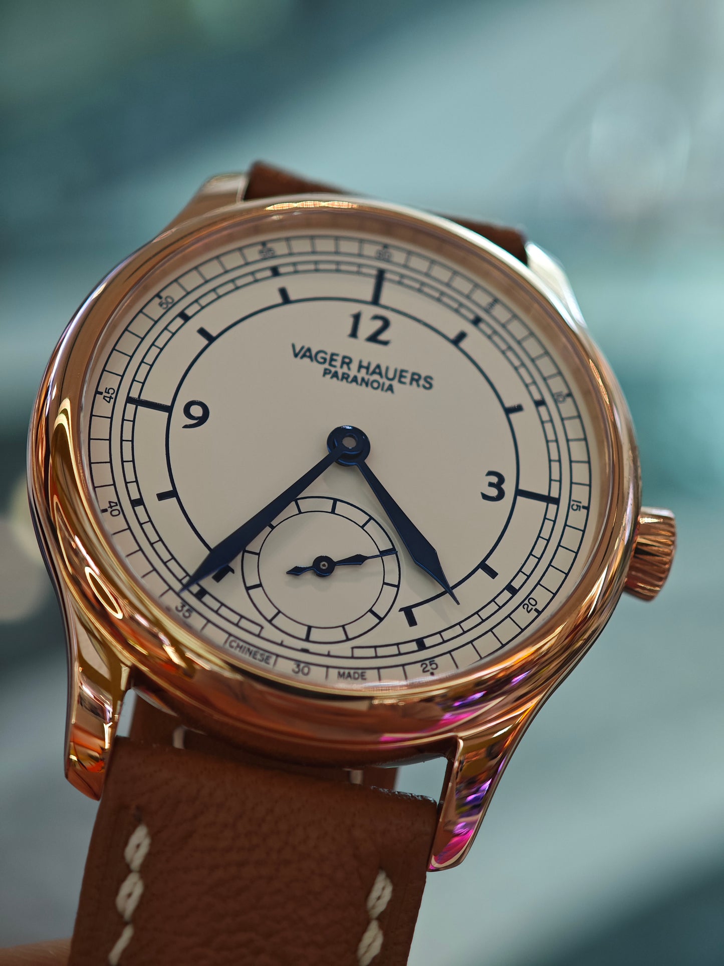 PARANOIA · SW261-1 M movement