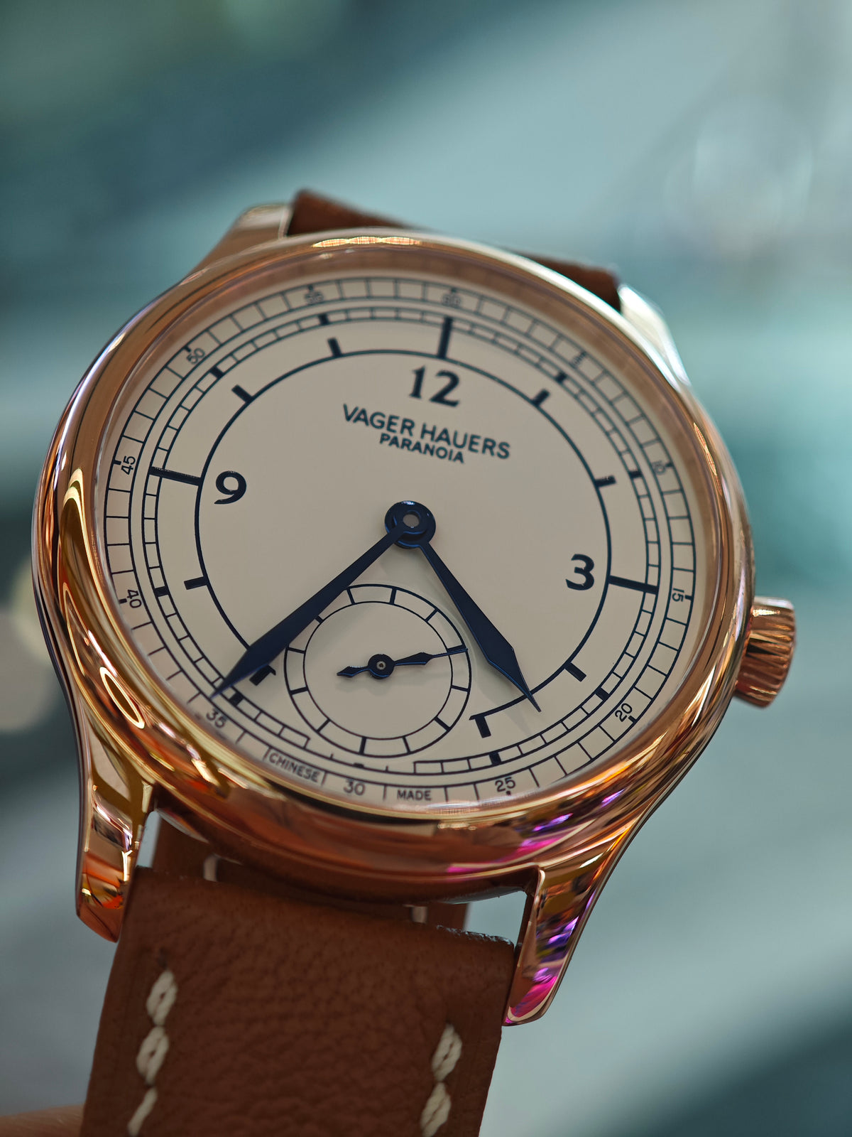 PARANOIA · SW261-1 M movement