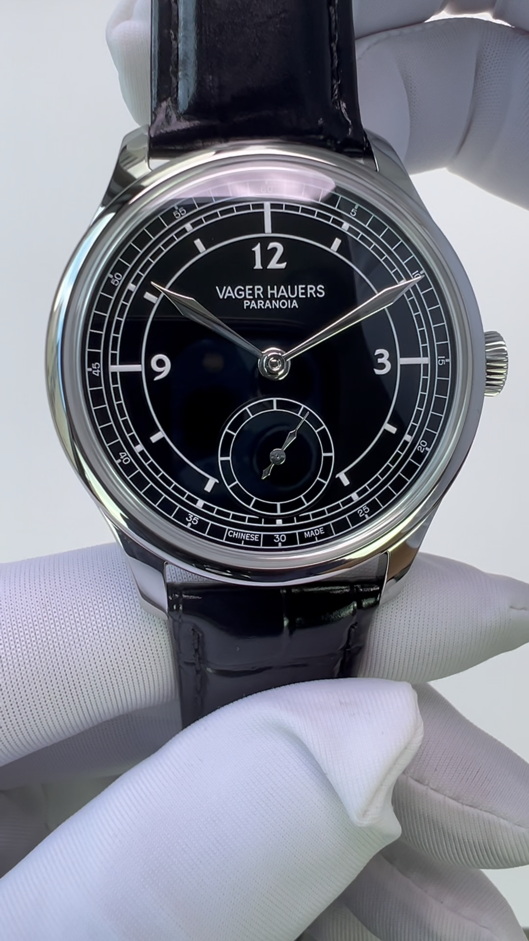 PARANOIA · SW261-1 M movement