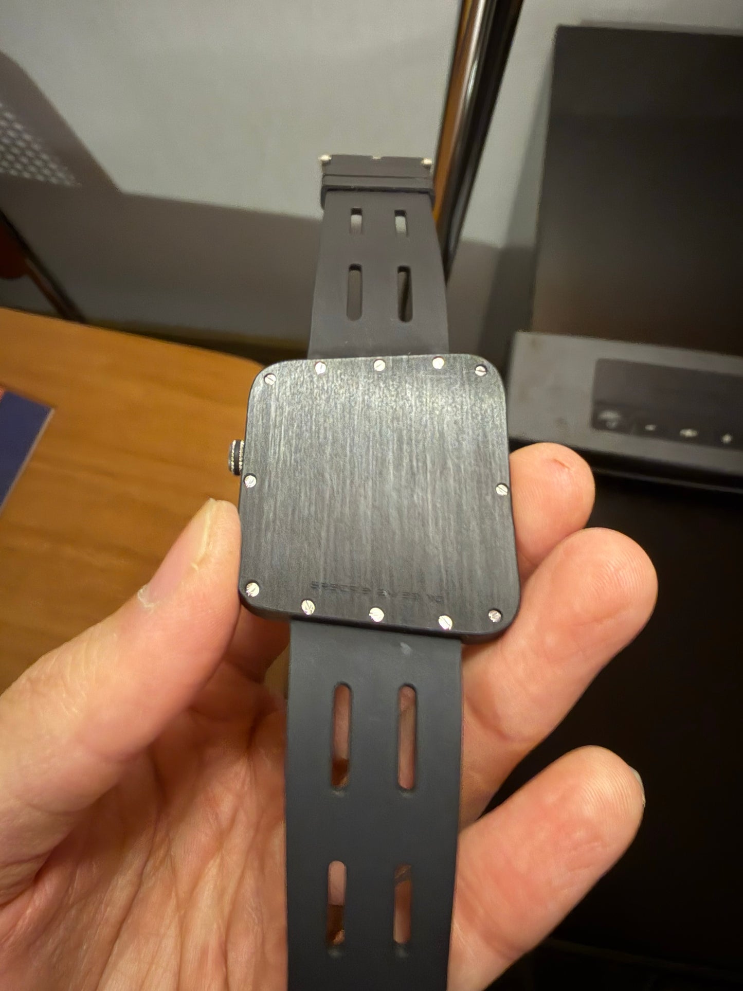 [Pre-owned] 11G carbon fiber watch case