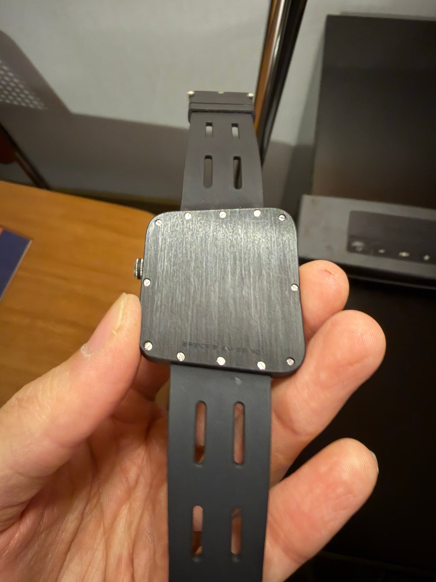 [Pre-owned] 11G carbon fiber watch case