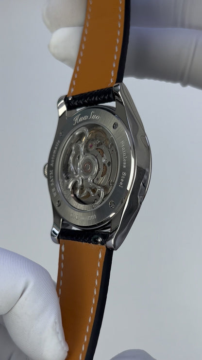 Rooster · Fú 福 · Qiangjin gold-inlay lacquer dial