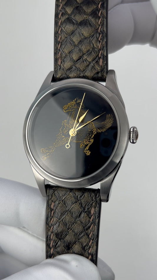 Galloping Horse · Qiangjin gold-inlay lacquer dial · 马到成功