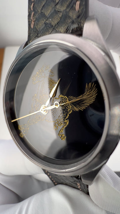 Galloping Horse · Qiangjin gold-inlay lacquer dial · 马到成功