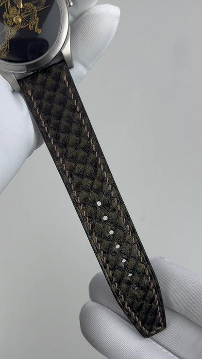 Galloping Horse · Qiangjin gold-inlay lacquer dial · 马到成功