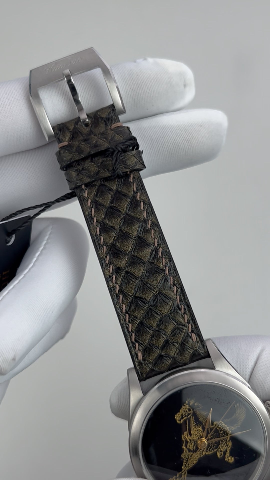 Galloping Horse · Qiangjin gold-inlay lacquer dial · 马到成功
