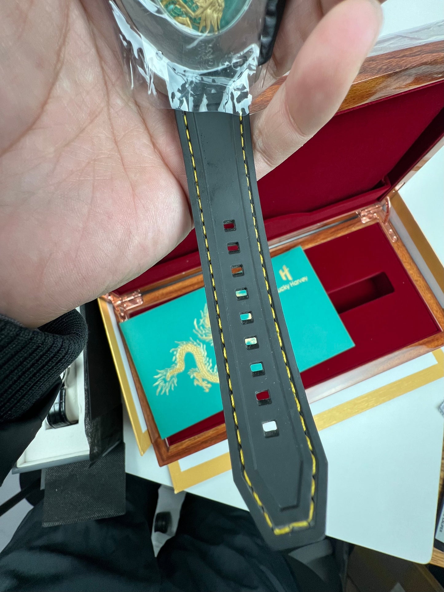 [Pre-owned] Enamel Dragon