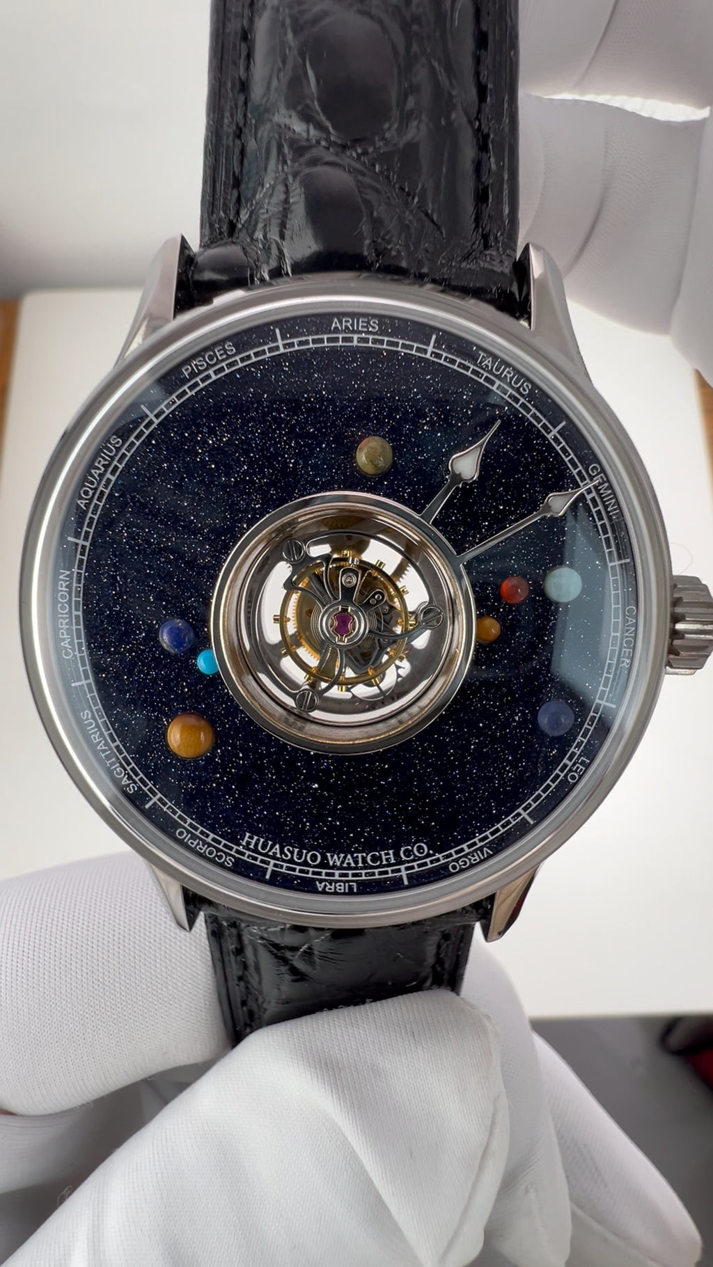 Central Tourbillon · Planets