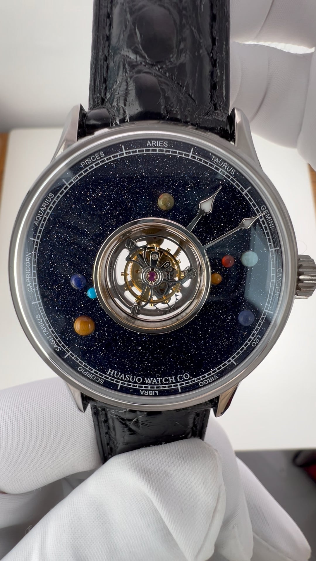 Central Tourbillon · Planets