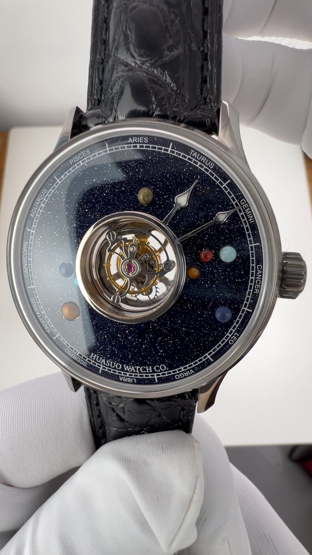 Central Tourbillon · Planets