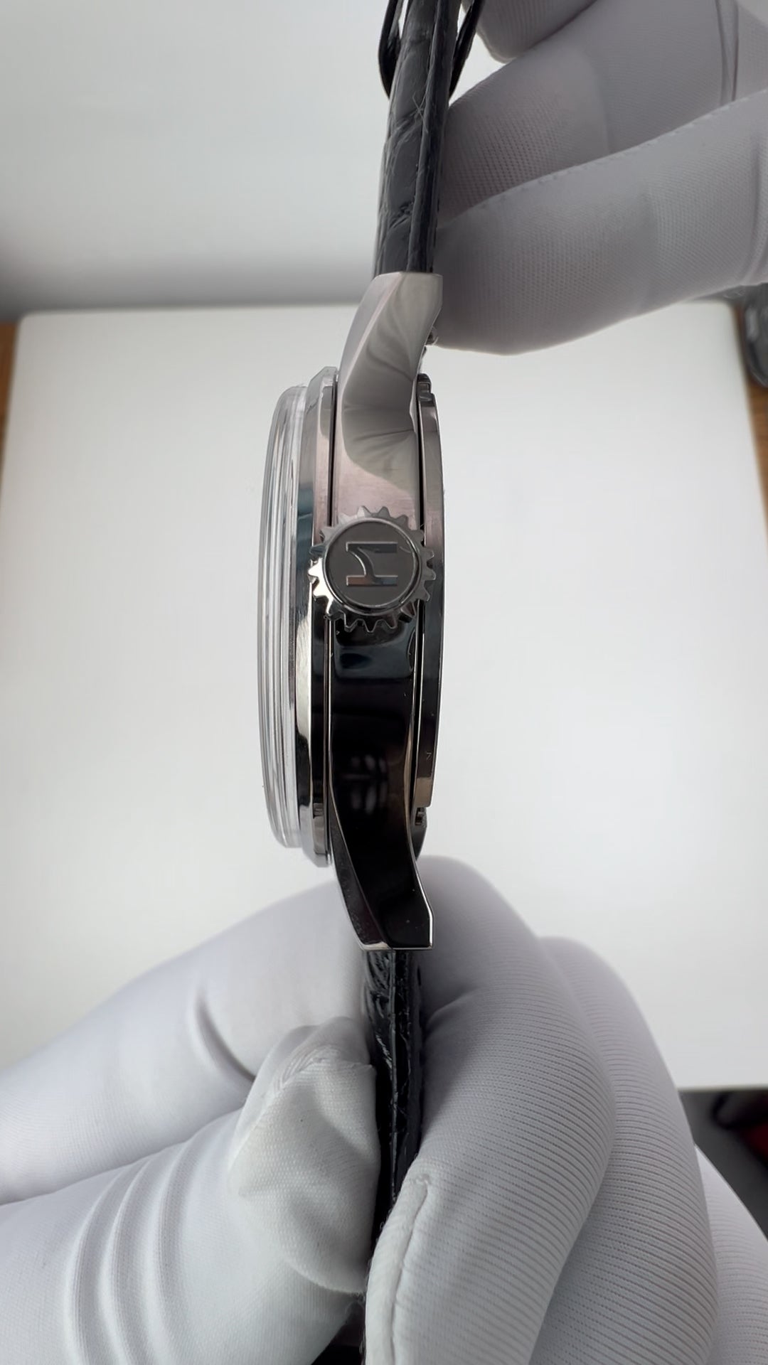 Central Tourbillon · Planets