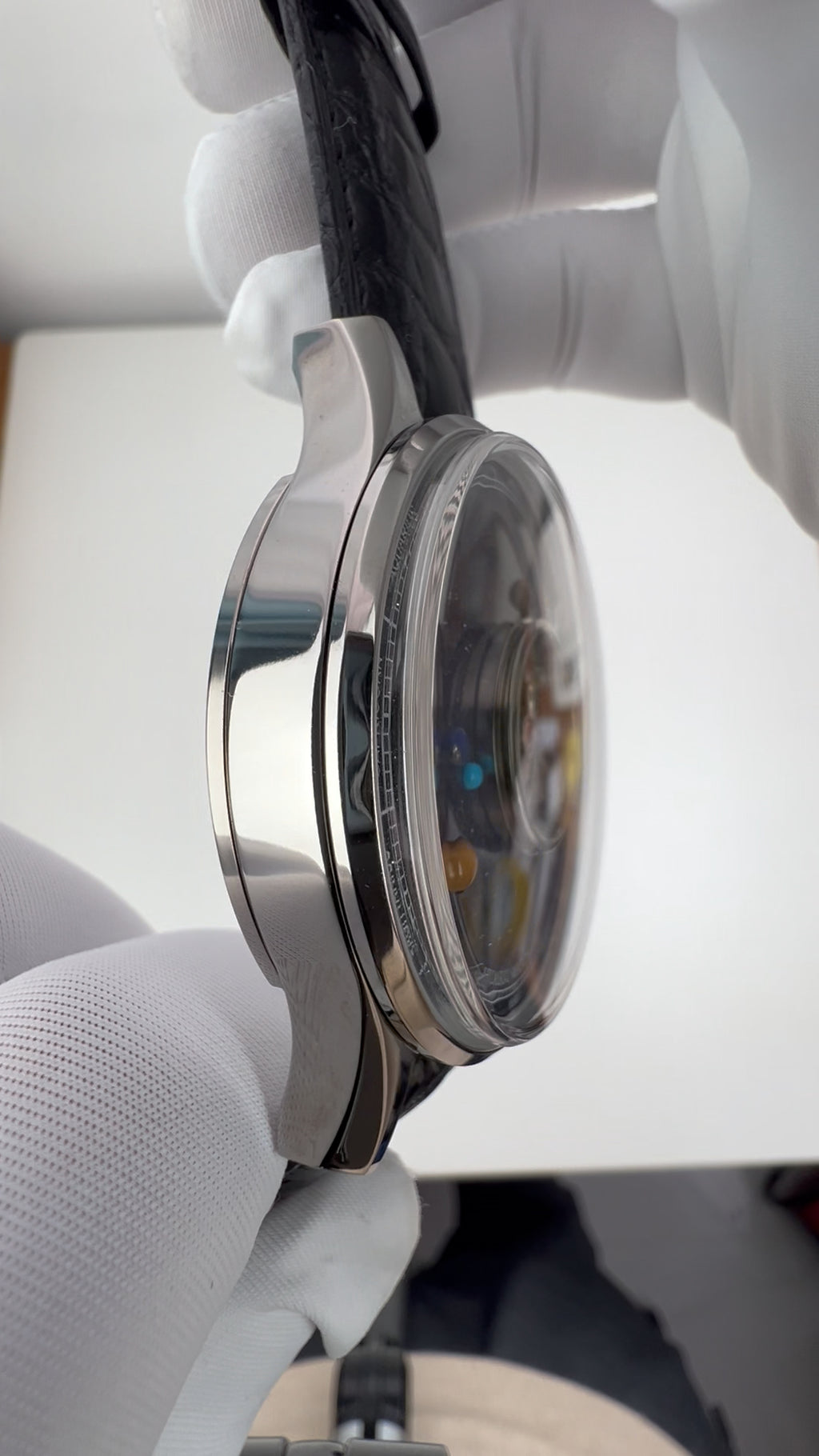 Central Tourbillon · Planets