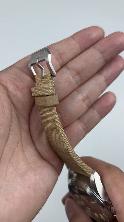 [Pre-owned] People's Volunteer Army