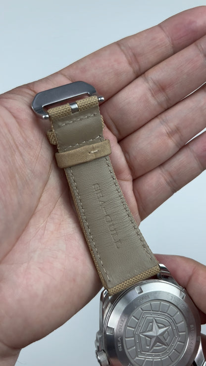 [Pre-owned] People's Volunteer Army