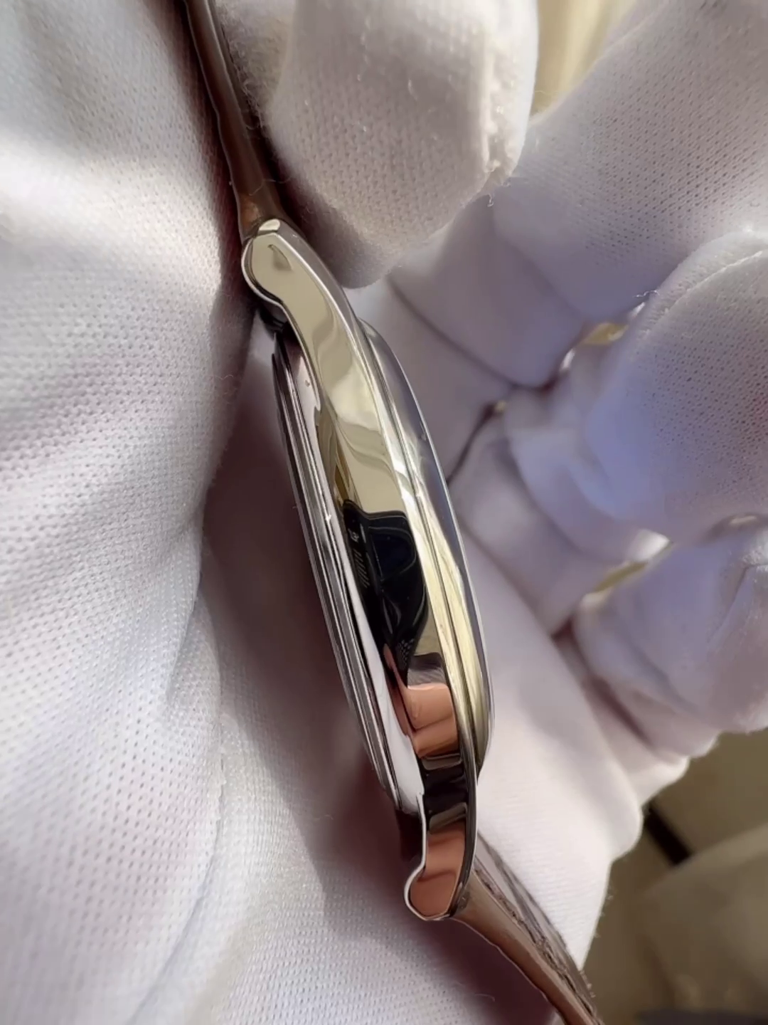 [Pre-owned] 2124/11A · Grand Feu Enamel