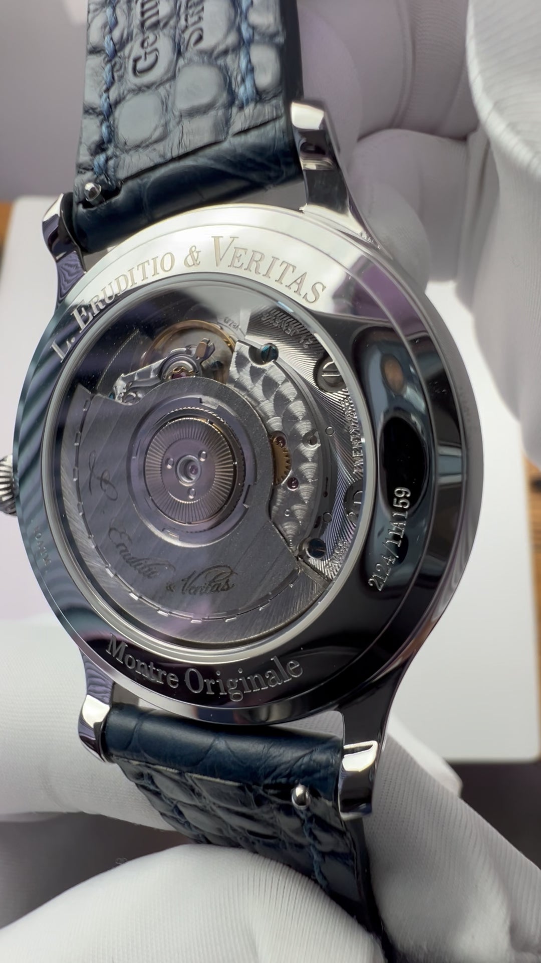 [Pre-owned] 2124/11A · grand feu enamel