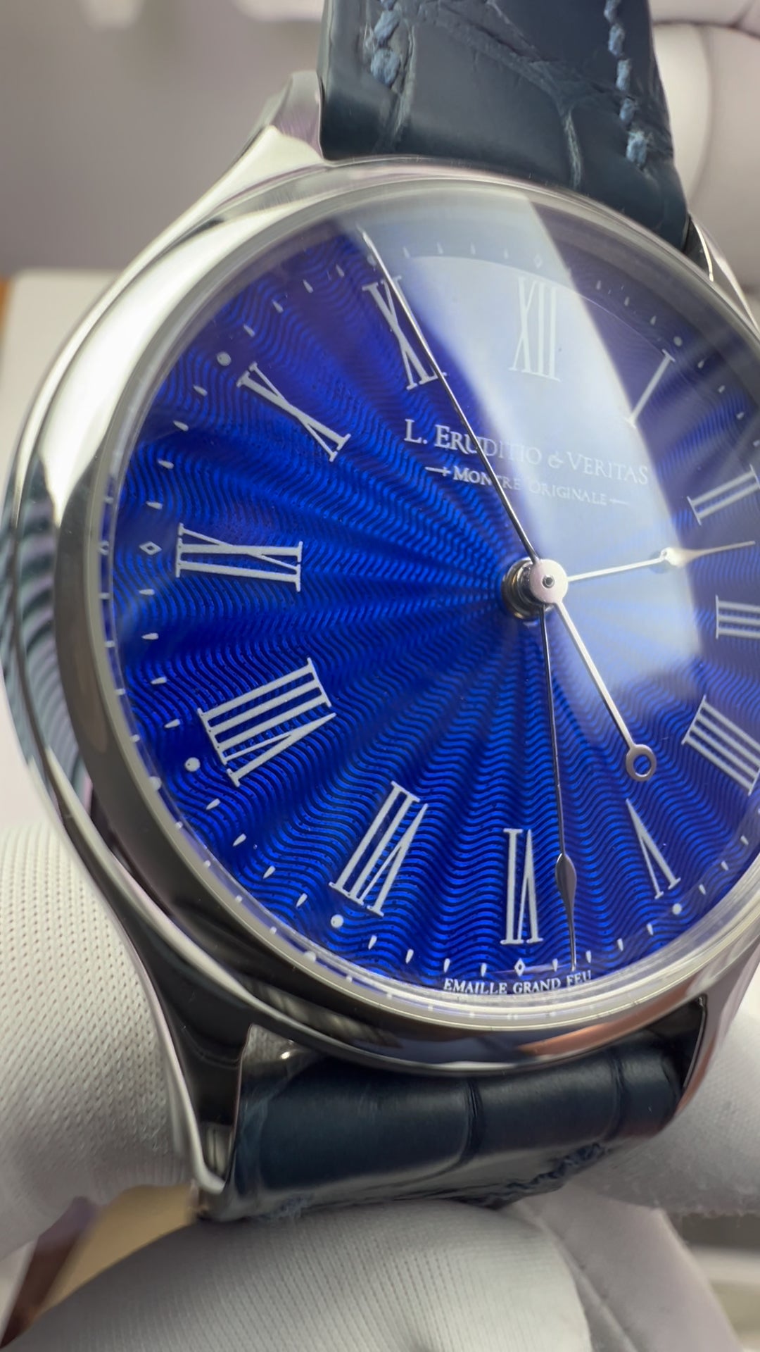 [Pre-owned] 2124/11A · grand feu enamel