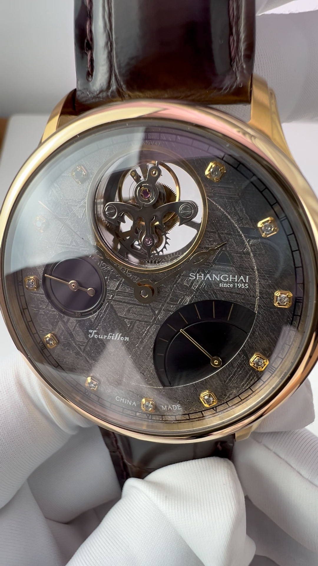 Hào Hàn · meteorite dial