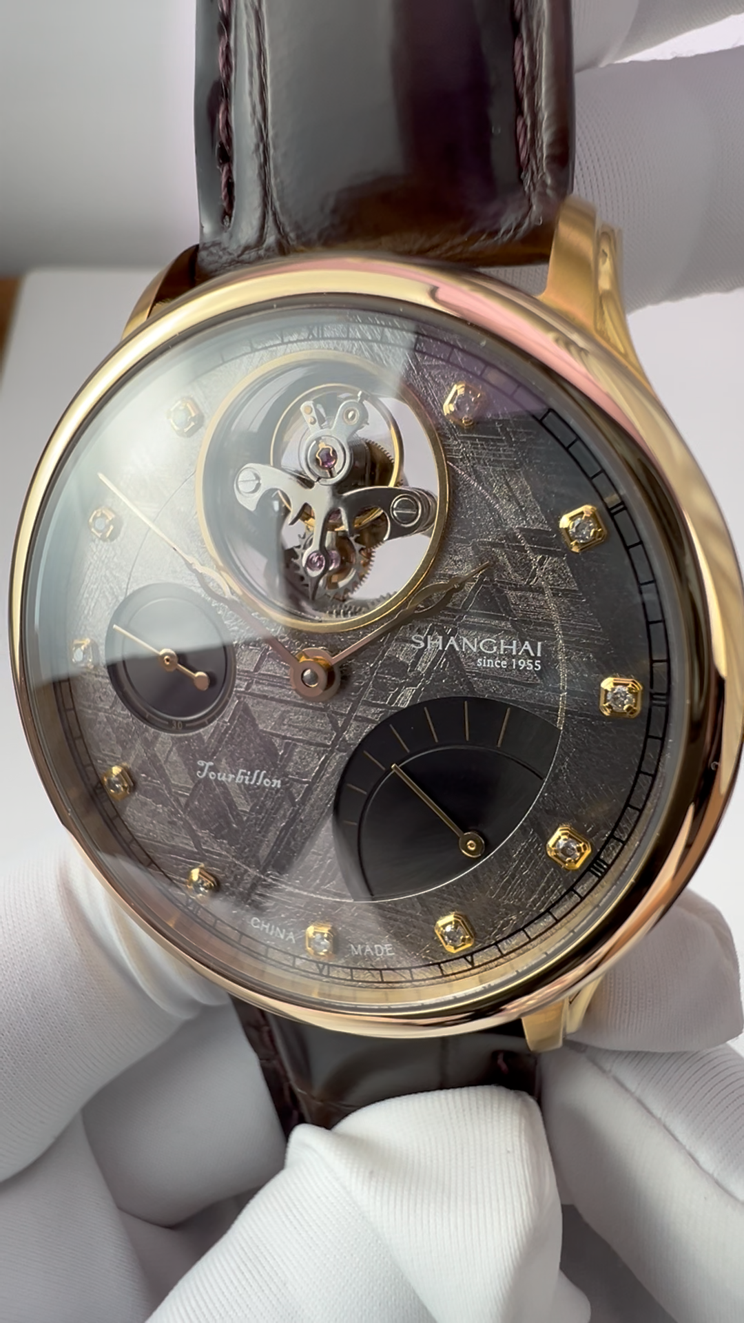 Hào Hàn · meteorite dial
