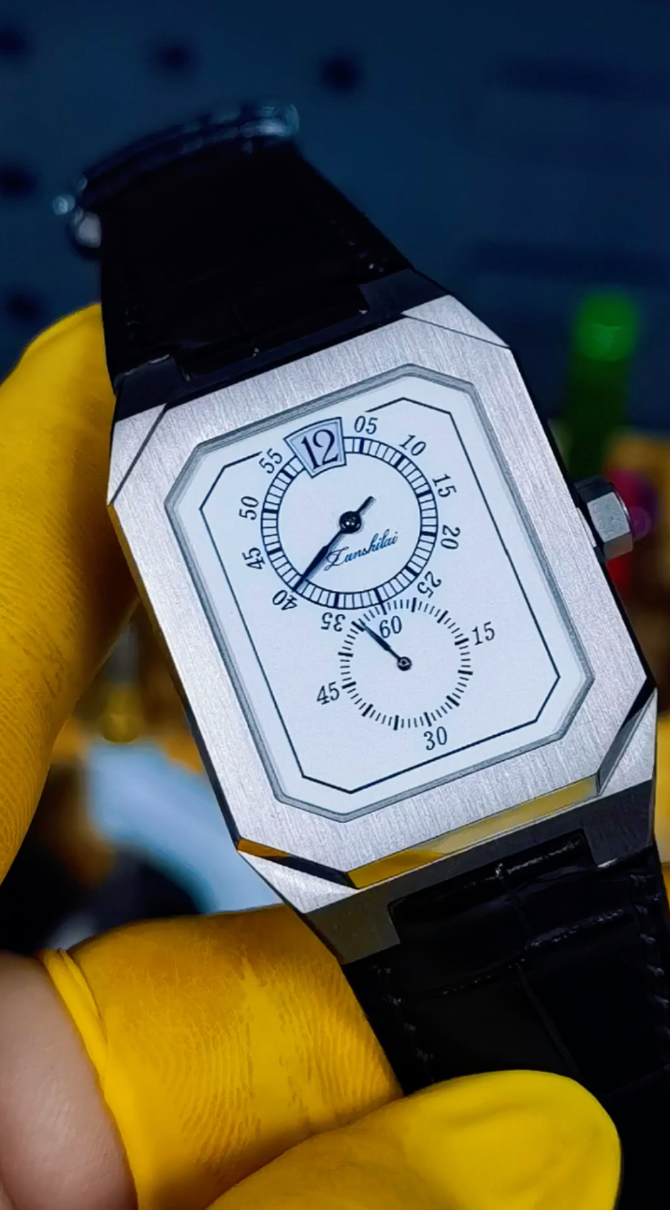 Zunshilai Watch. Jump Hour