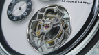 Magic 1 · Rotating case