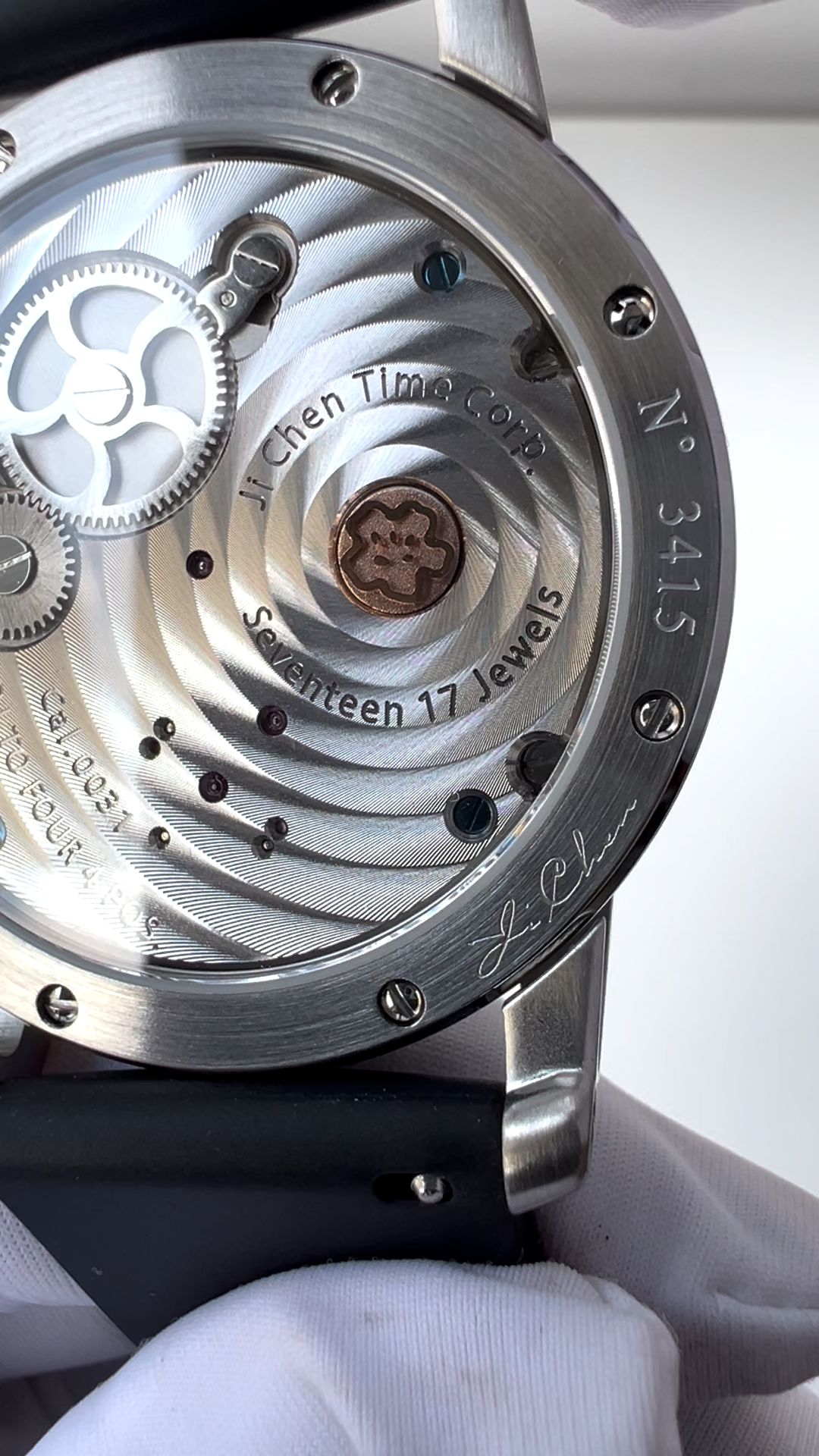 Mark Chen 03 · hollow gear