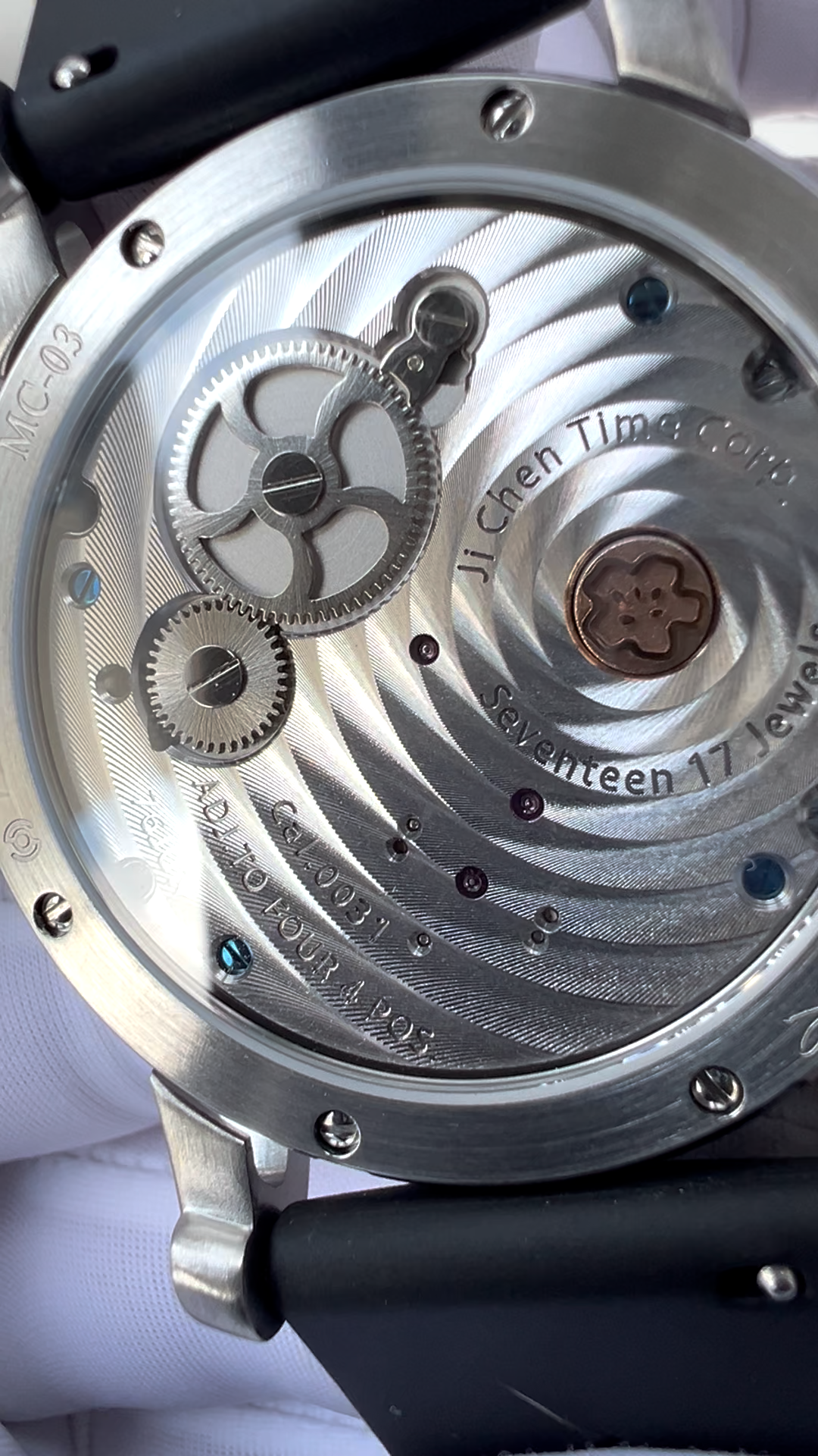 Mark Chen 03 · hollow gear