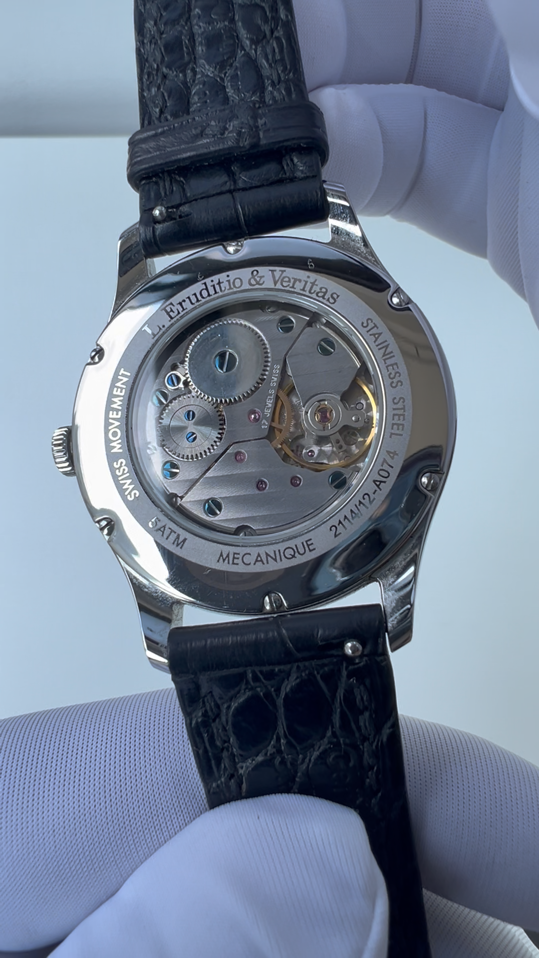 [Pre-owned] White Paddlefish