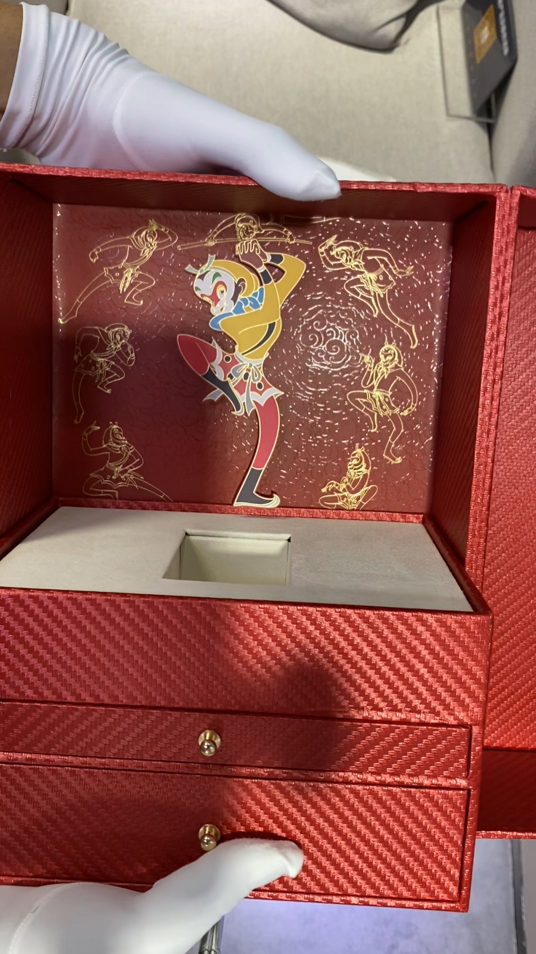 Shanghai Watch X Uproar in Heaven