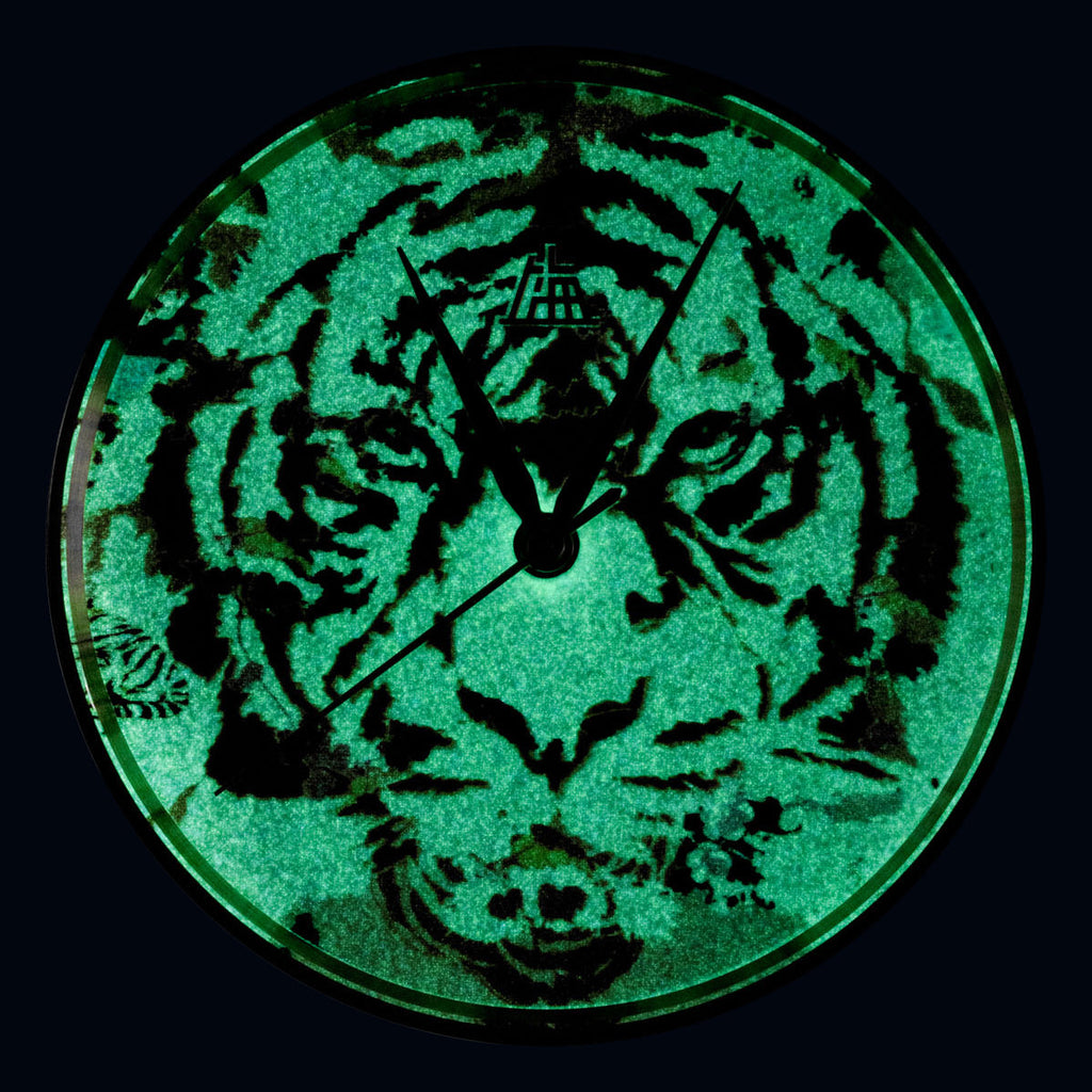 Tigers in Wonderland