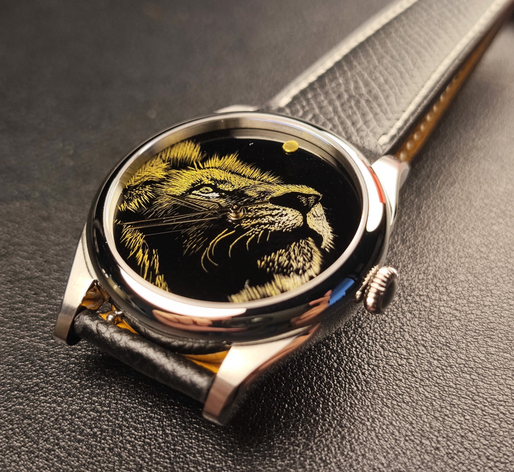 Lion · Qiāng Jīn gold-inlay lacquer dial